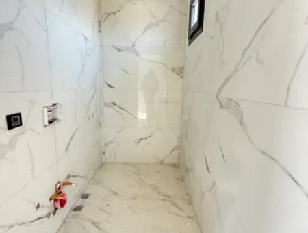 Freistehende Brandneue 3 1 Villa Mit Großem Garten Zum Verkauf In Seferihisar Doğanbey