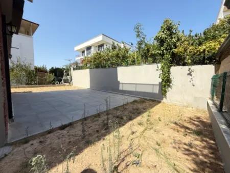 3 1 Villen Ohne Großen Garten Zum Verkauf In Seferihisar Ürkmez