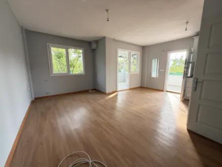 4 1 Villa Mit Großem Garten Zu Verkaufen In Seferihisar Doğanbey Zentrum