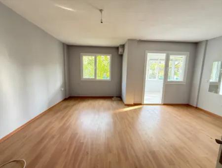 4 1 Villa Mit Großem Garten Zu Verkaufen In Seferihisar Doğanbey Zentrum