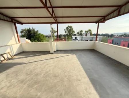 4 1 Villa Mit Großem Garten Zu Verkaufen In Seferihisar Doğanbey Zentrum