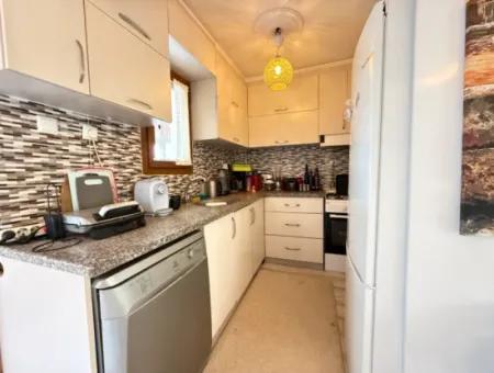 3 1 Villa Mit Großem Garten Zum Verkauf In Seferihisar Doğanbey Zentrum