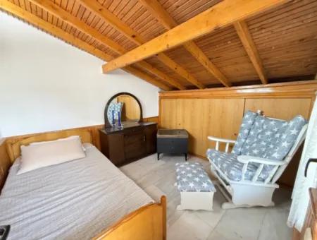 3 1 Villa Mit Großem Garten Zum Verkauf In Seferihisar Doğanbey Zentrum