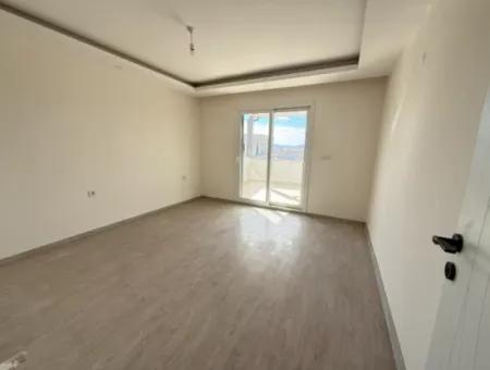 Teilen 3 2 Neue Wohnungen Mit Aufzug Maisonette Zum Verkauf Im Zentrum Von Kazan Seferihisar Ürkmez