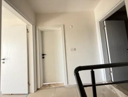 Teilen 3 2 Neue Wohnungen Mit Aufzug Maisonette Zum Verkauf Im Zentrum Von Kazan Seferihisar Ürkmez
