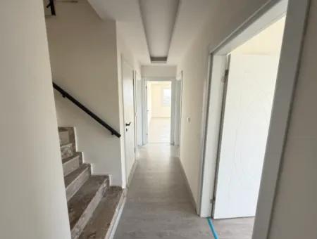 Teilen 3 2 Neue Wohnungen Mit Aufzug Maisonette Zum Verkauf Im Zentrum Von Kazan Seferihisar Ürkmez