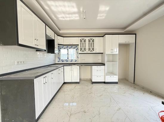 Nur Brandneue Freistehende 3+1-zimmer-villa Mit Garten In Doğanbey, Seferihisar Zu Verkaufen.