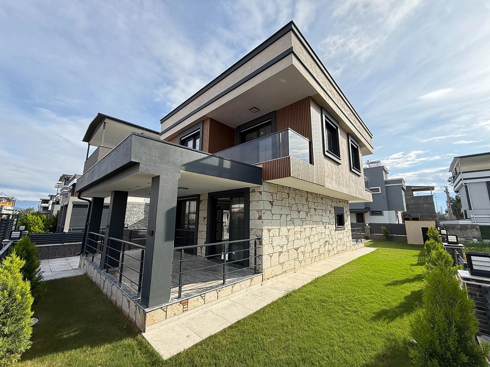 Brand New Luxury Detached Villa With Pool For Sale In Seferihisar Doğanbey