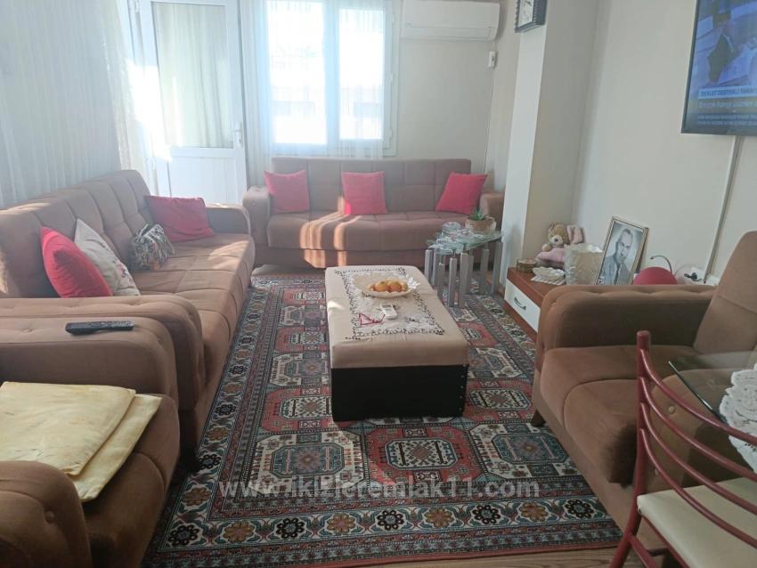 2+1 Mid-Floor Apartment For Sale In Seferihisar Ürkmez Center