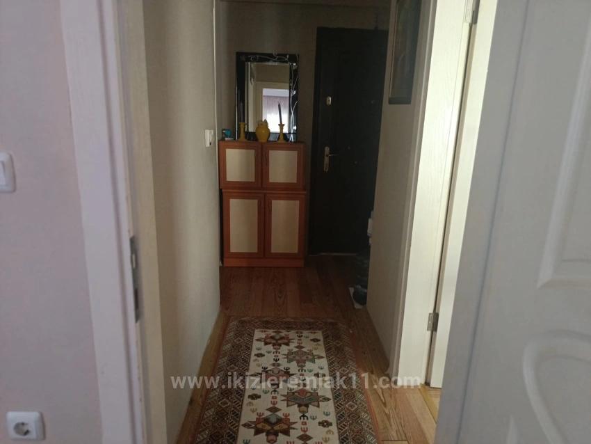 2+1 Mid-Floor Apartment For Sale In Seferihisar Ürkmez Center