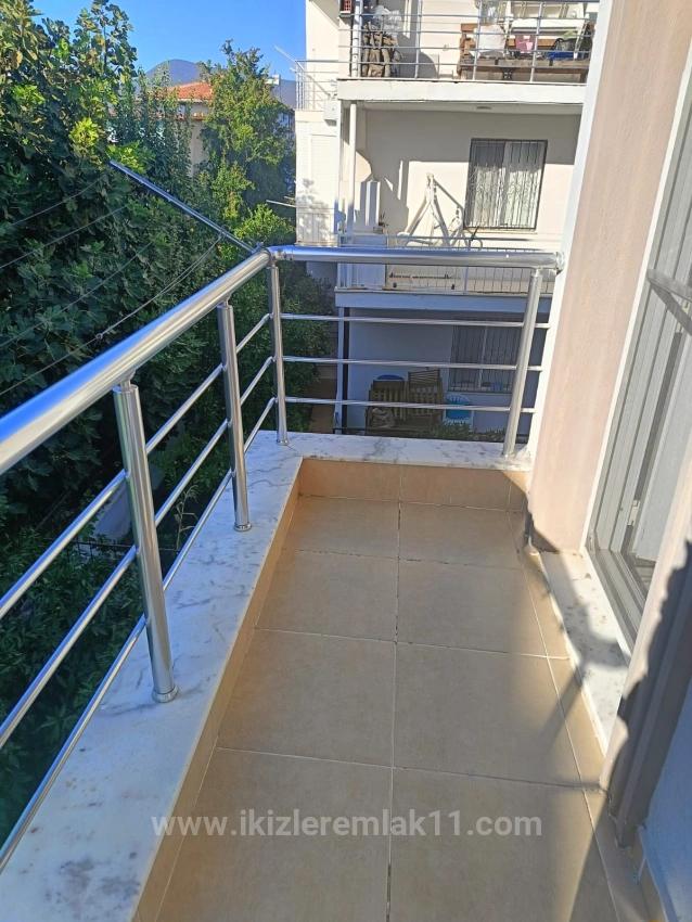 2+1 Mid-Floor Apartment For Sale In Seferihisar Ürkmez Center