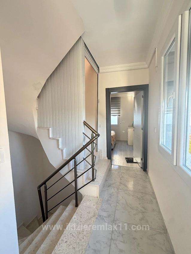 3+1 Villa With Garden For Sale Near The Sea In Doğanbey