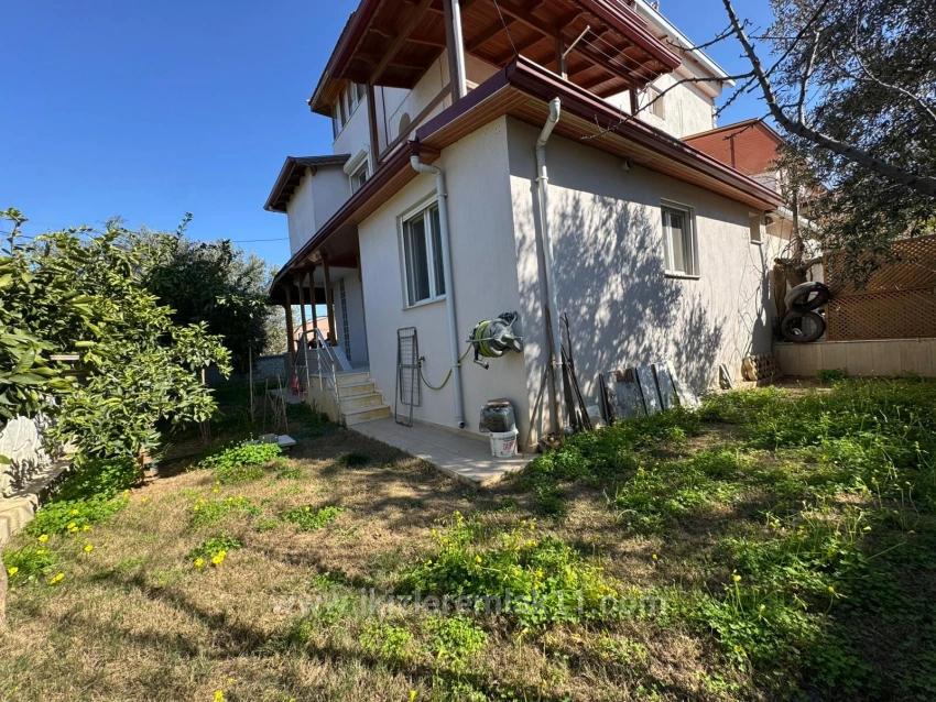 Seferihisar'cumhuriyet District, Meltem Tour Site 4+1 Villa For Sale By The Sea