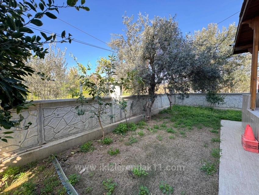 Seferihisar'cumhuriyet District, Meltem Tour Site 4+1 Villa For Sale By The Sea