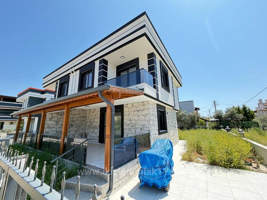 Brand New 3+1 Villa With Spacious Garden For Sale Near The Sea In Doğanbey, Seferihisar