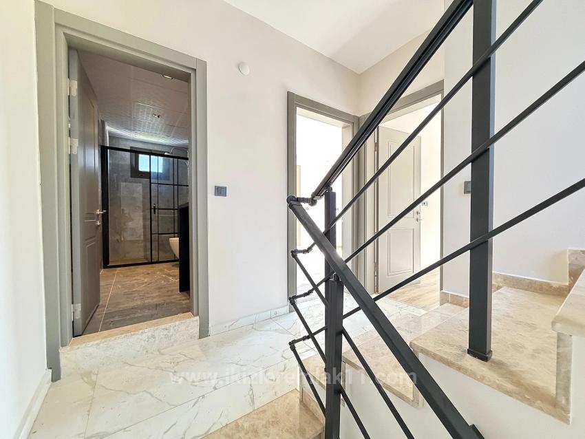 3+1 Ultra Luxury Villa For Sale With Sea View In Doğanbey