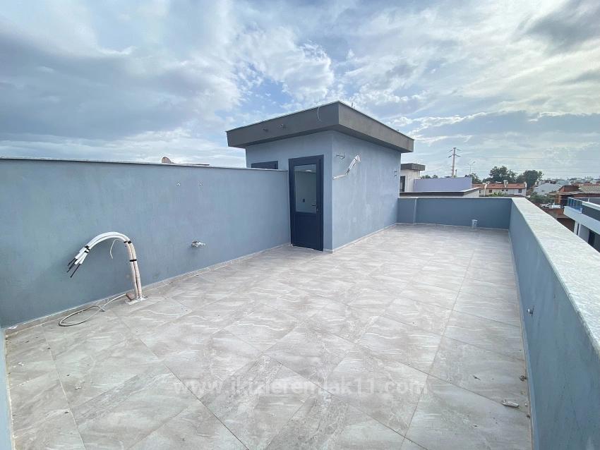 Garden Villa For Sale Near The Sea In Ürkmez Doğanbey, 2+1