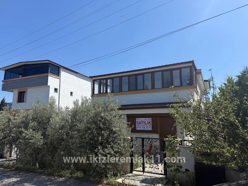 2+2 Bedroom Summerhouse For sale in Cumhuriyet Nbh. Seferihisar Doğanbey - 150 m²