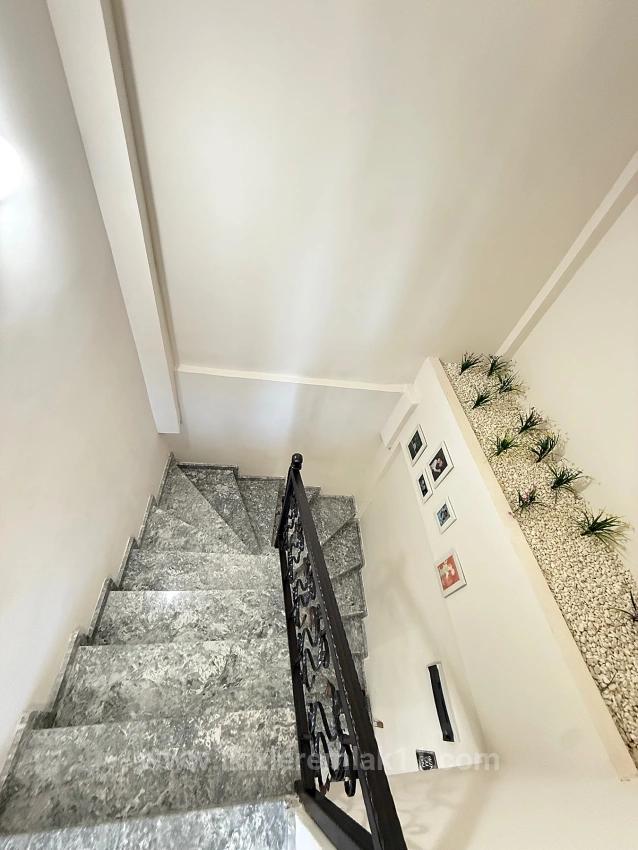 2+1 Fully Furnished Villa With Garden For Sale In Doğanbey, Seferihisar