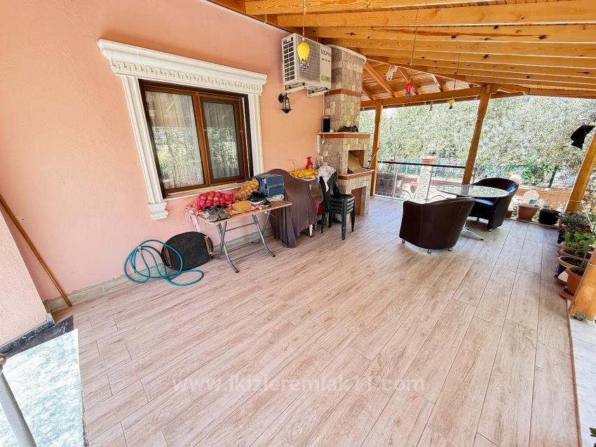 4+1 Detached Villa With Garden For Sale In Doğanbey, Seferihisar