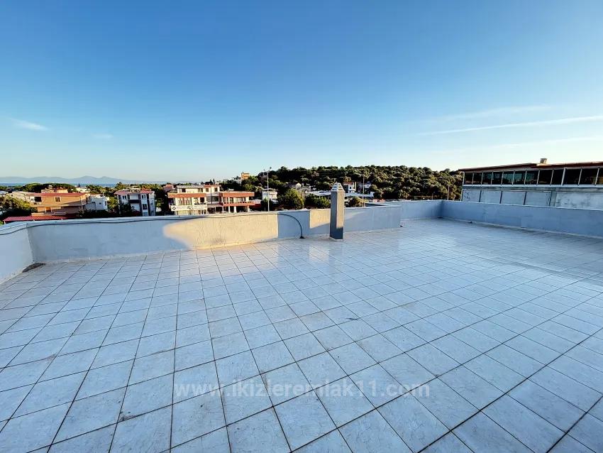 In Ürkmez, 400 M To The Sea, Separate Kitchen, Spacious 2+1 Fully Furnished Apartment