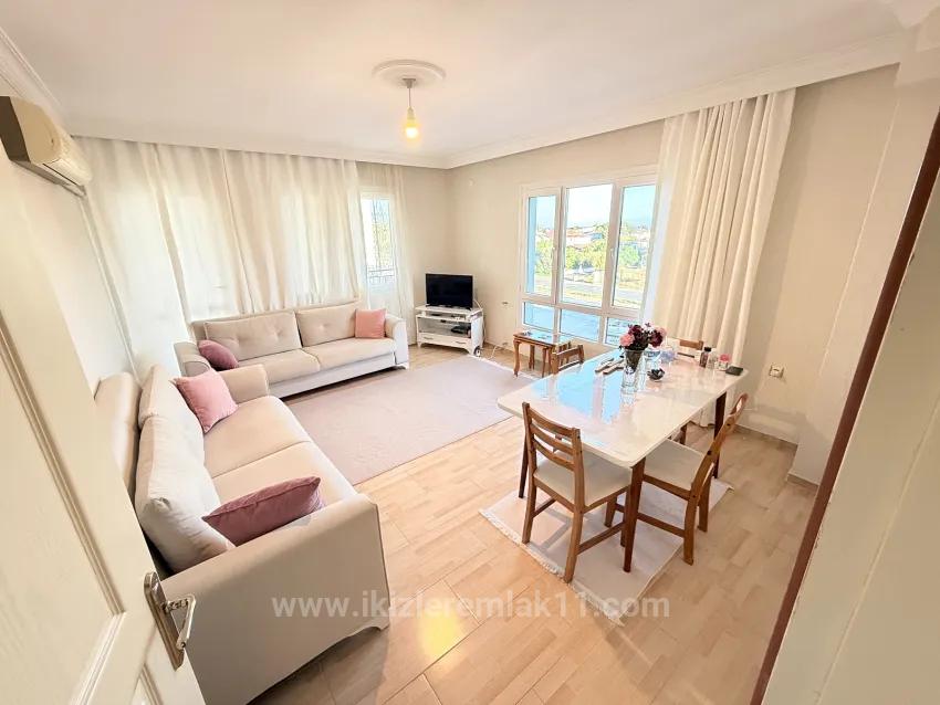 2+1 Bedroom Apartment For Sale in Mersin Alanı Nbh. Seferihisar Ürkmez - 110 m²