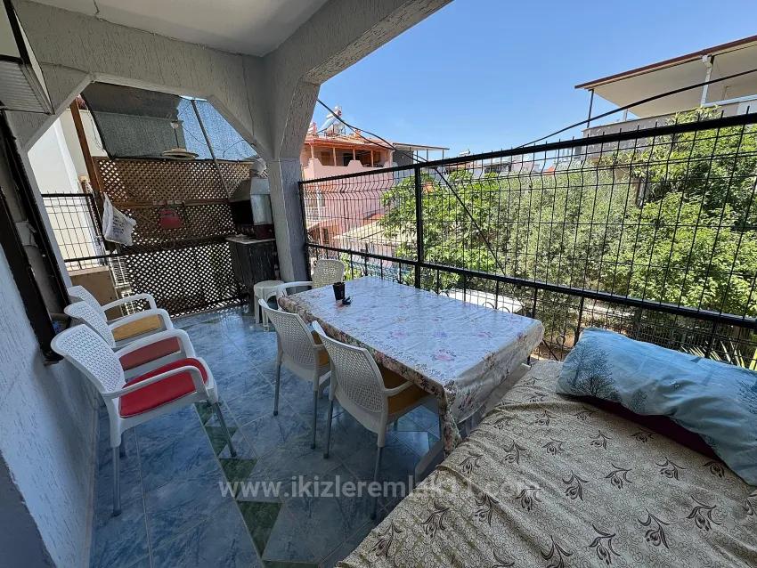 In Doğanbey, For Sale Intermediate Floor 2+1 On The Sea Side 70 Metre² Flat