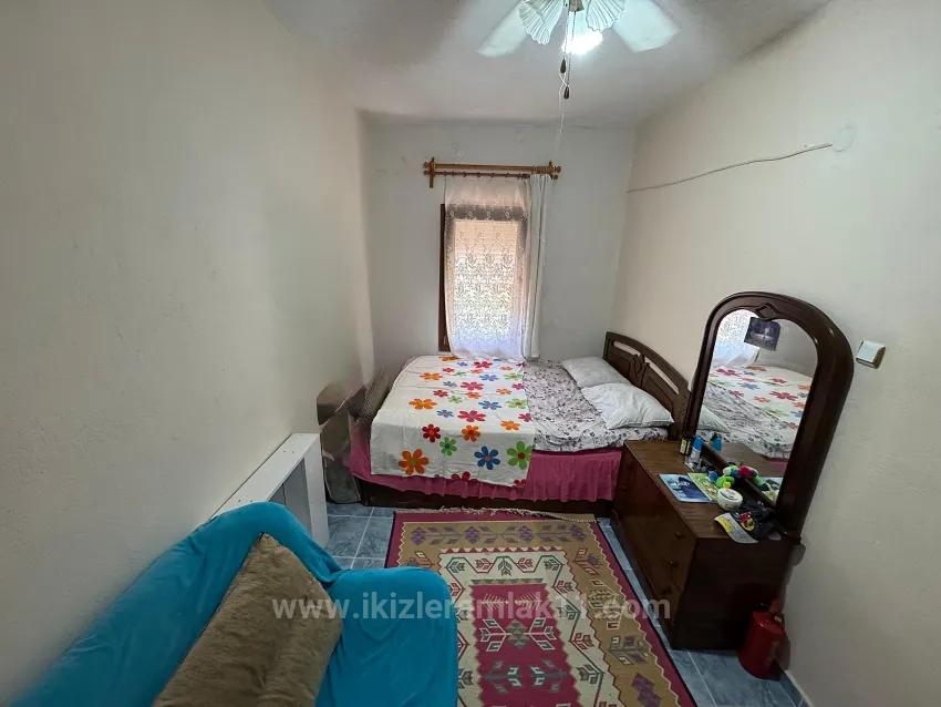 In Doğanbey, For Sale Intermediate Floor 2+1 On The Sea Side 70 Metre² Flat