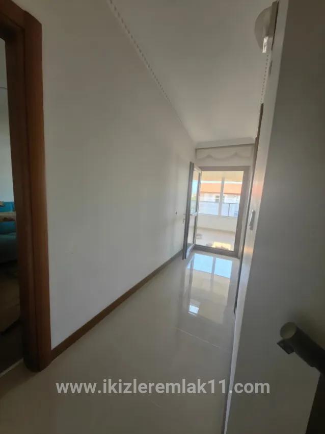 4+1 Bedroom Villa For sale in Gümüldür Fevzi Çakmak Nbh. Menderes Gümüldür - 170 m²