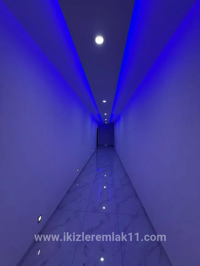 Seferihisar Ürkmez'de Zero 4+1 Duplex Lift Otoparklı To the sea 400 m