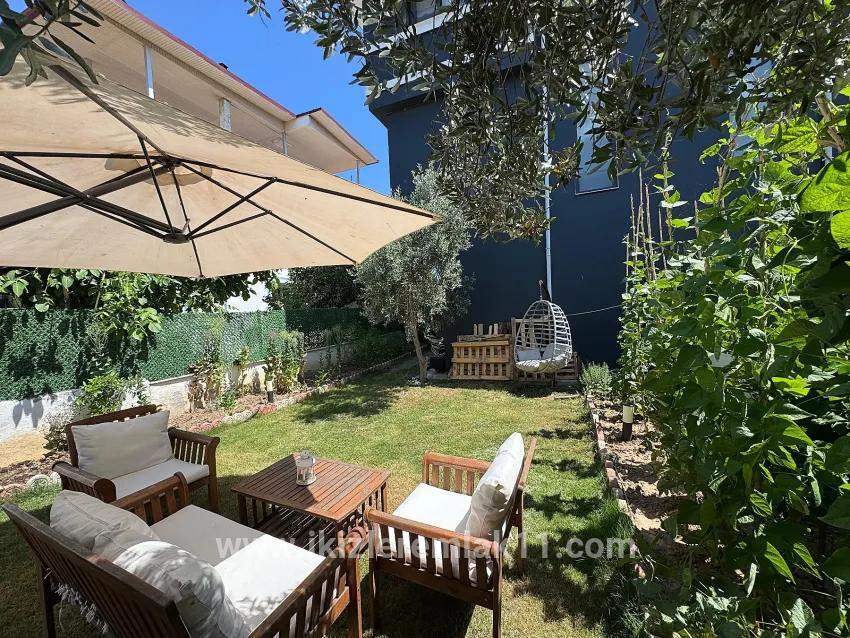 For sale In Seferihisar Doğanbey 3+1 spacious garden duplex summer house