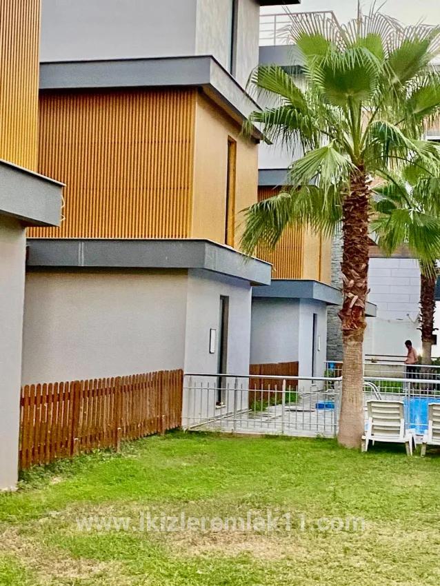 Seferihisar Doğanbey sea side In the site Inside pool single detached villa
