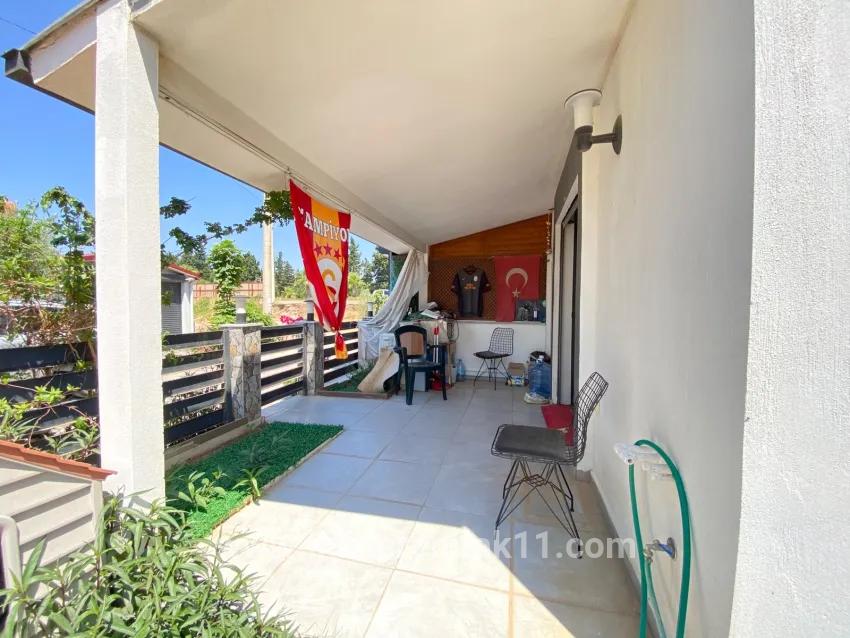 Seferihisar Bengiler'de Sea Side Spacious Garden Low-cost 1+1 Ground Floor Apartment