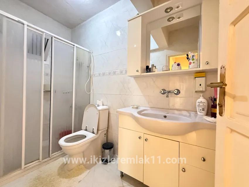 4+1 Bedroom Detached house For sale in Bengiler Nbh. Seferihisar Ürkmez - 210 m²