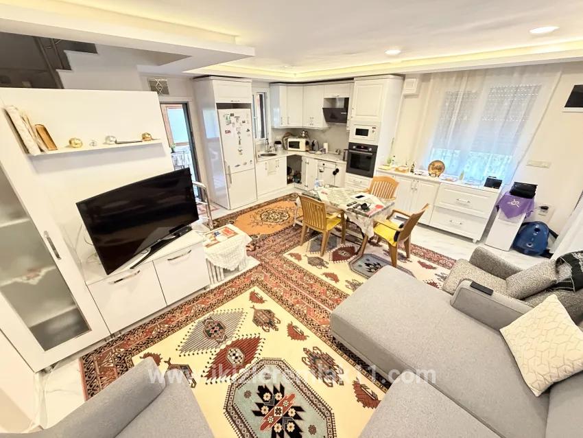 3+1 Bedroom Detached house For sale in Cumhuriyet Nbh. Seferihisar Doğanbey - 180 m²