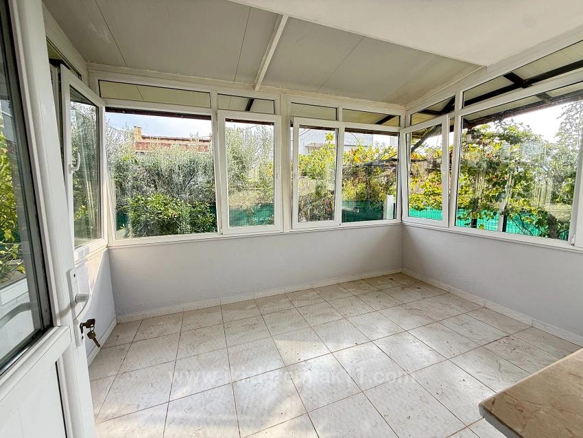 4+1 Villa With Large Garden For Sale In Seferihisar Doğanbey Center