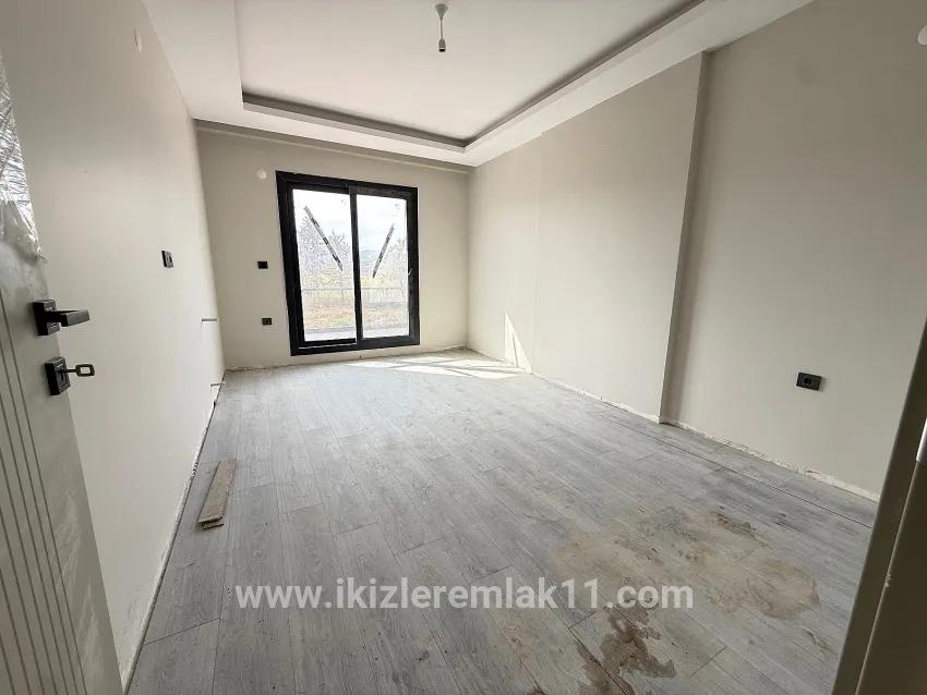 3+1 Bedroom Villa For sale in Cumhuriyet Nbh. Seferihisar Doğanbey - 180 m²