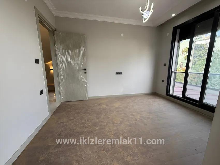 3+1 Bedroom Summerhouse For sale in Cumhuriyet Nbh. Seferihisar Doğanbey - 180 m²