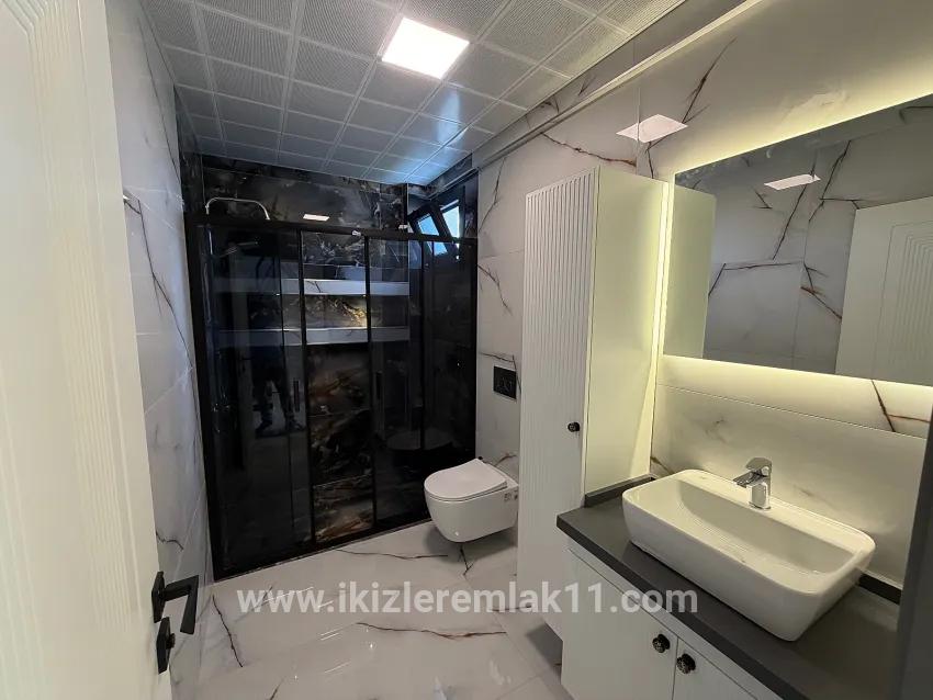 3+1 Bedroom Villa For sale in Gümüldür Cumhuriyet Nbh. Menderes Gümüldür - 180 m²