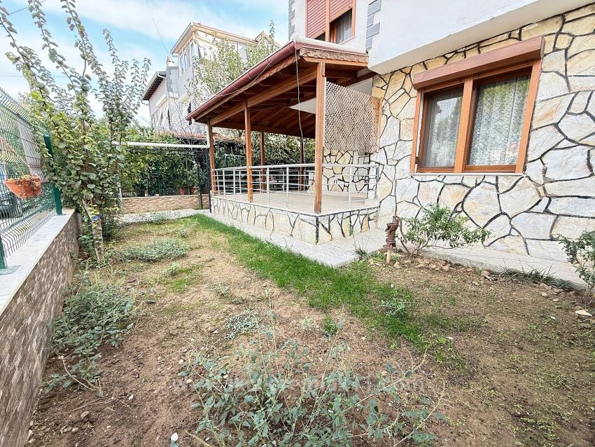 Urgent Sale 3+1 Villa With Large Garden In Seferihisar Doğanbey Center