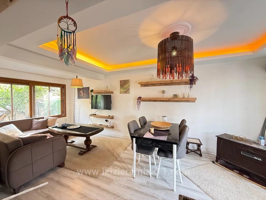 Urgent Sale 3+1 Villa With Large Garden In Seferihisar Doğanbey Center