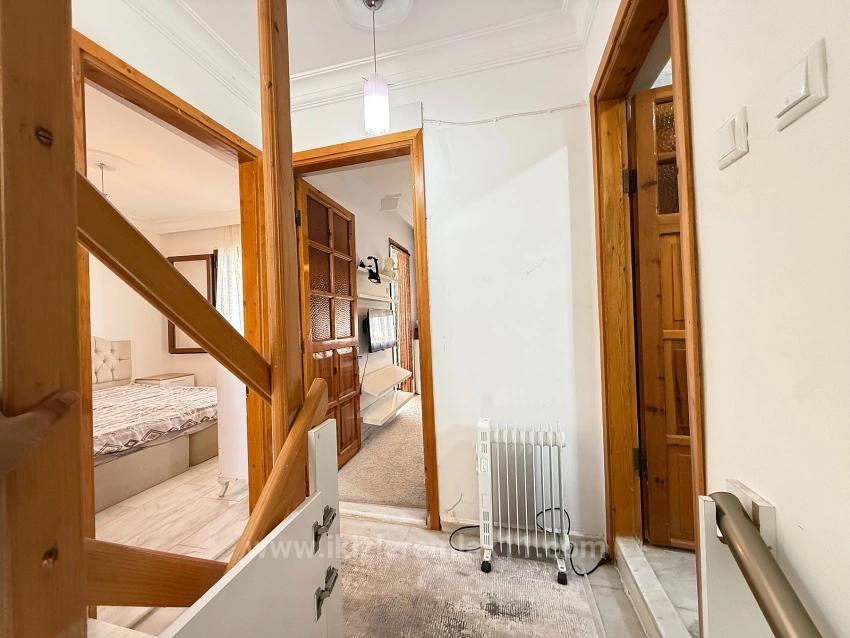 Urgent Sale 3+1 Villa With Large Garden In Seferihisar Doğanbey Center