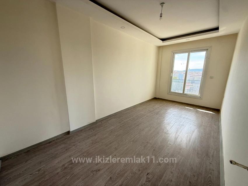 3 + 2 Duplex Apartment With New Elevator For Sale In Seferihisar Ürkmez Center