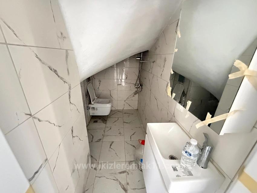 3 + 2 Duplex Apartment With New Elevator For Sale In Seferihisar Ürkmez Center