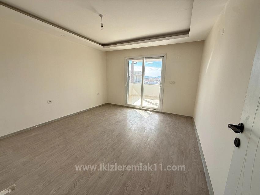 3 + 2 Duplex Apartment With New Elevator For Sale In Seferihisar Ürkmez Center