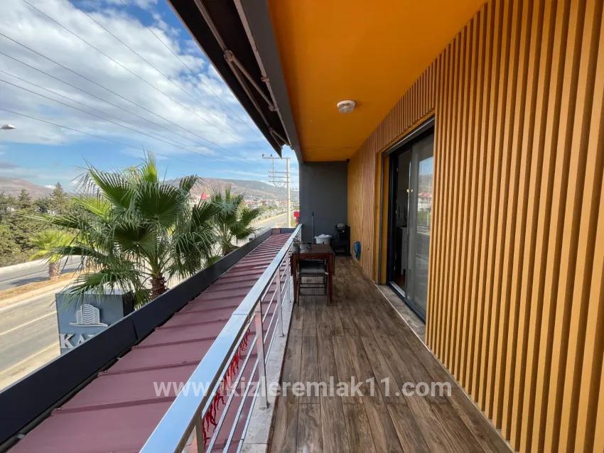 3+1 Bedroom Summerhouse For Sale in Bengiler Nbh. Seferihisar Ürkmez - 160 m²