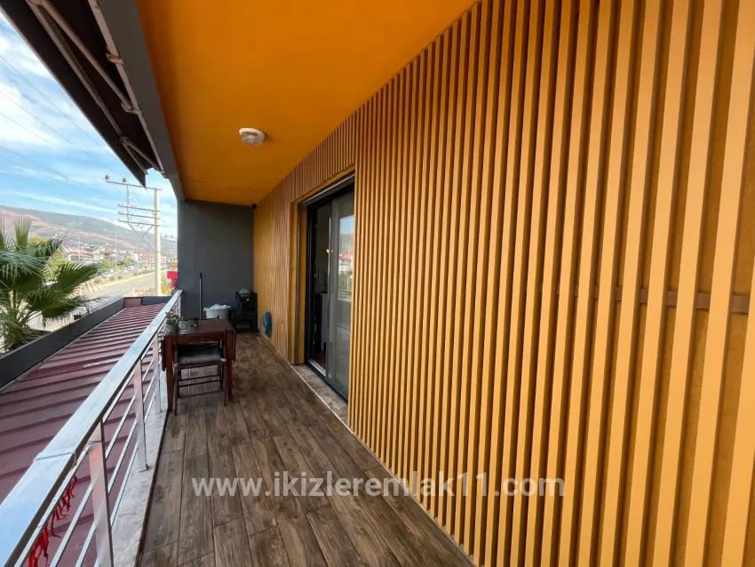 3+1 Bedroom Summerhouse For Sale in Bengiler Nbh. Seferihisar Ürkmez - 160 m²