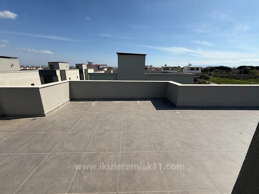 3+1 Duplex Summer House With Pool In Seferihisar Doğanbey