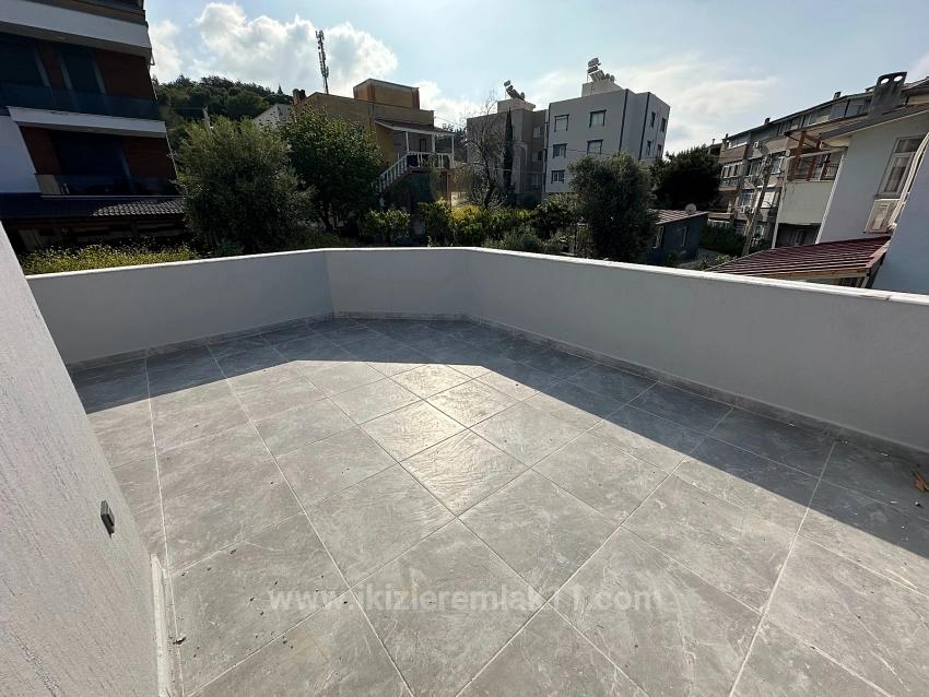 2+1 Brand New Duplex Villa With Garden For Sale In Seferihisar Ürkmez Center