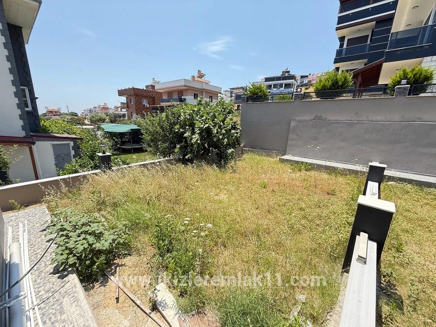 2+1 Bedroom Villa For sale in Atatürk Nbh. Seferihisar Doğanbey - 185 m²